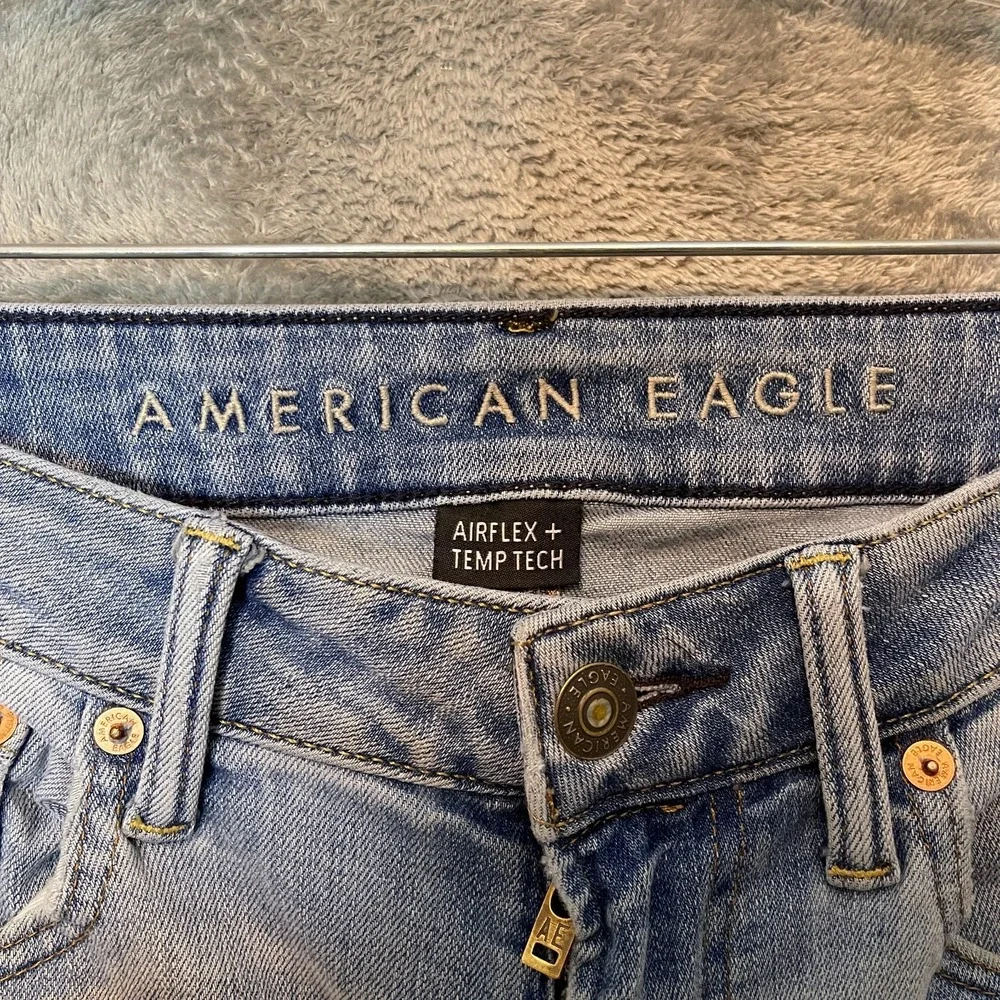 American Eagle Men Athletic Taper Fit Light Temp Tech Stretch Denim Jean 31x32